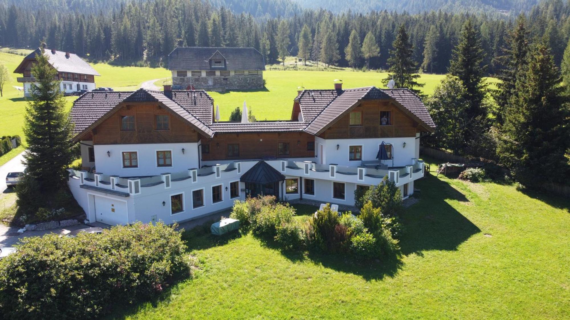 Ferienhaus Alpenblick Krakauschatten Luaran gambar