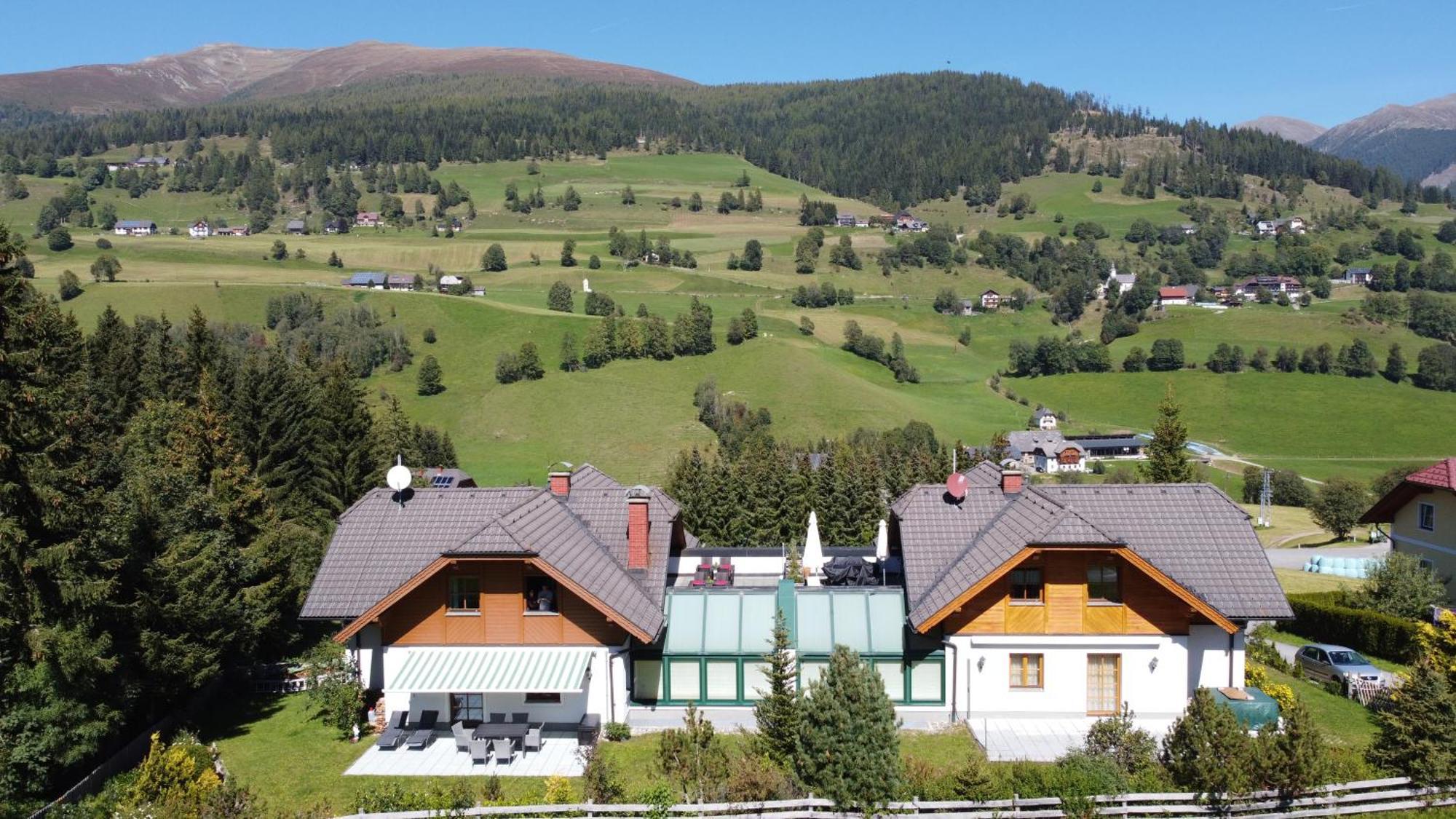 Ferienhaus Alpenblick Krakauschatten Luaran gambar